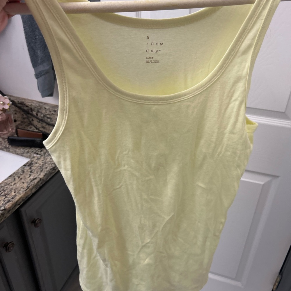 NWOT A NEW DAY tank top.